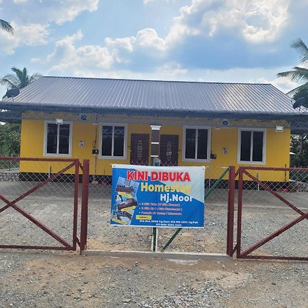 Homestay Haji Noor Tanah Merah  Exterior photo