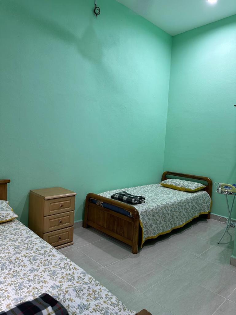 Homestay Haji Noor Tanah Merah  Exterior photo